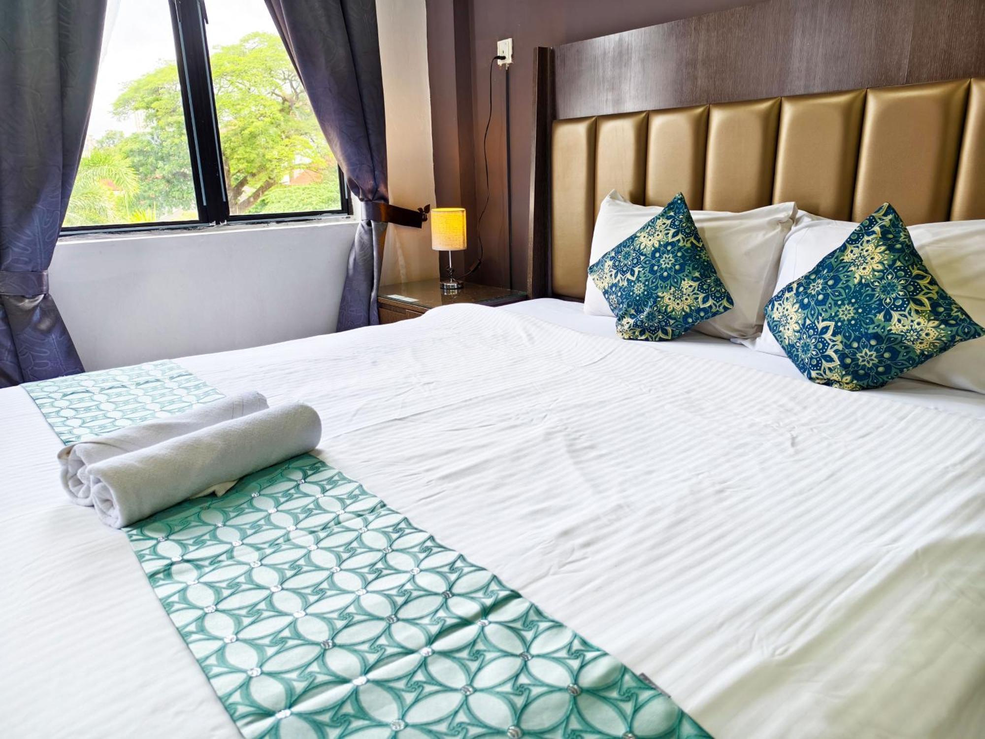 Salaam Suites Hotel Kota Bharu Zewnętrze zdjęcie