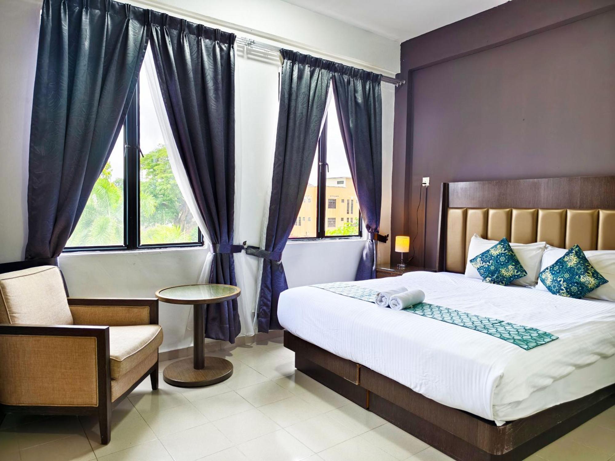 Salaam Suites Hotel Kota Bharu Zewnętrze zdjęcie